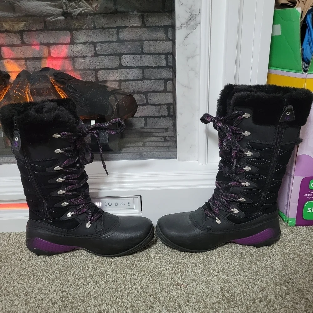 Merrell Women's Black and Purple Winterbelle Opti-warm Boots, Size 7.5